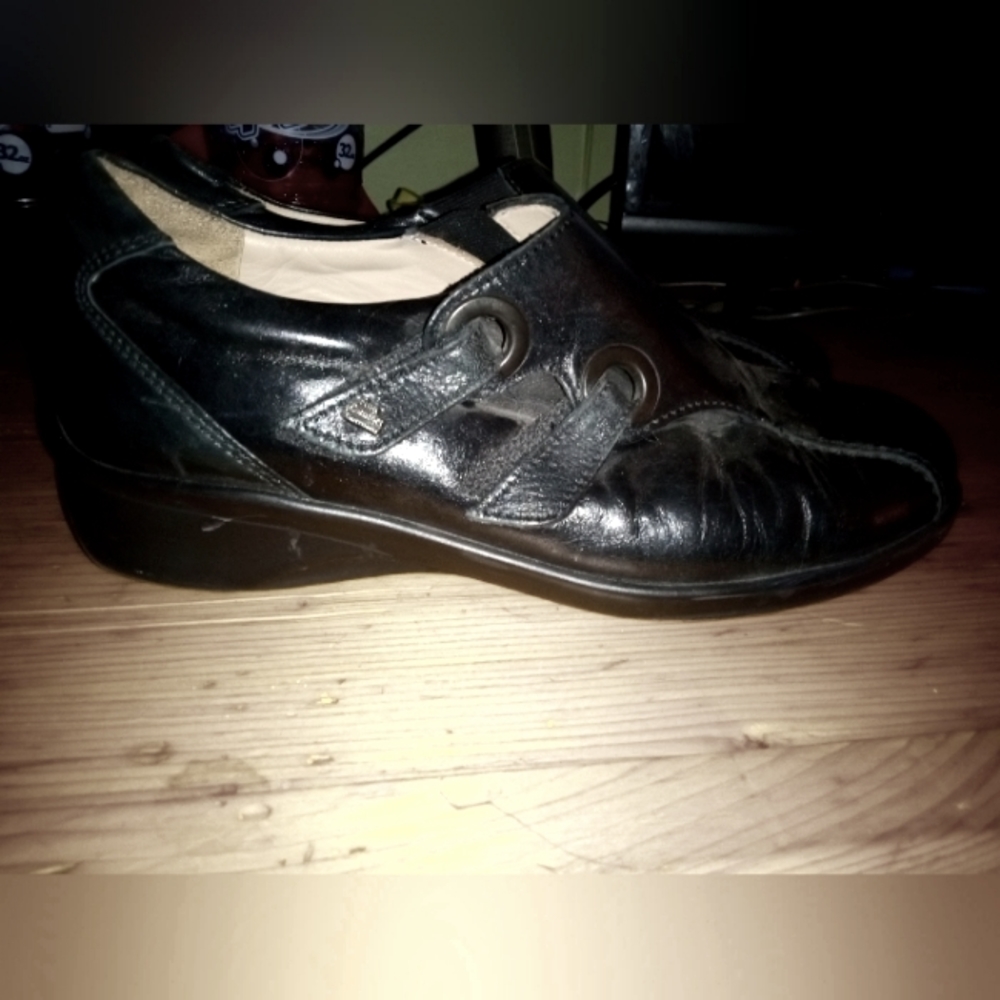 Finn Comfort - Nero Kim Toulouse Shoe Size 6.5